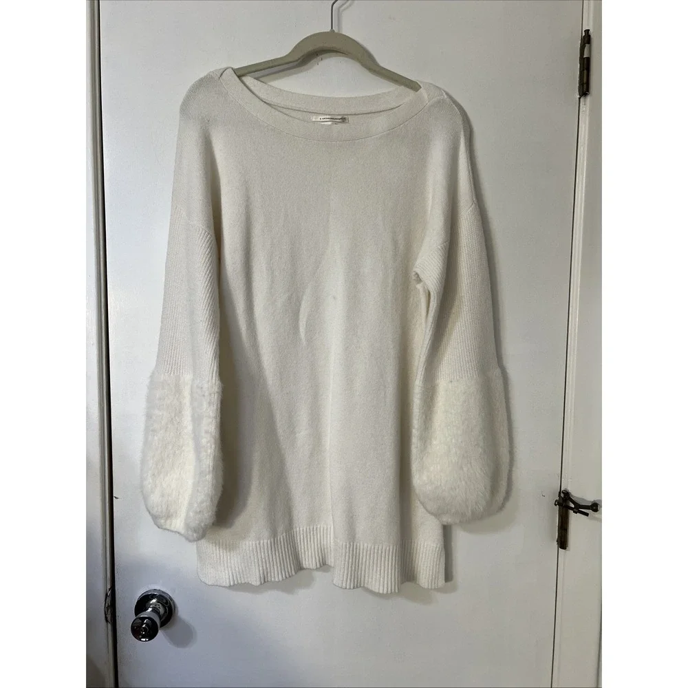 Anthropologie Sz  L‎ Colma  Boat Neck Pullover Sweater  Faux Fur Eyelash Cuffs